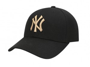 MLB Metal Logo Structured Ball Cap New York Yankees